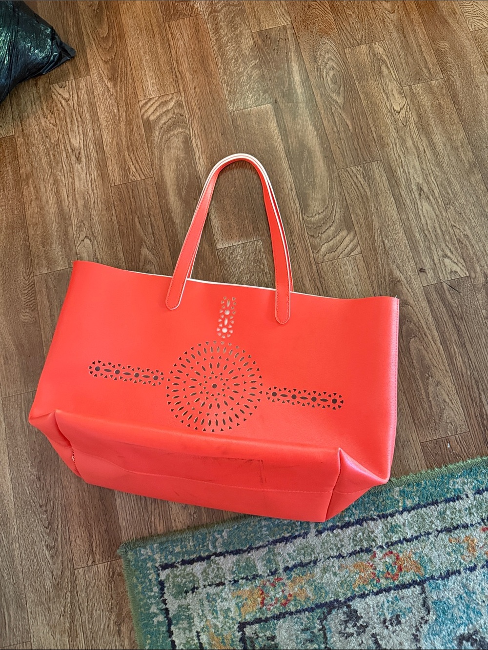 Women’s Coral Tote Bag with Laser-Cut Design. Faux Leather. Xtra large